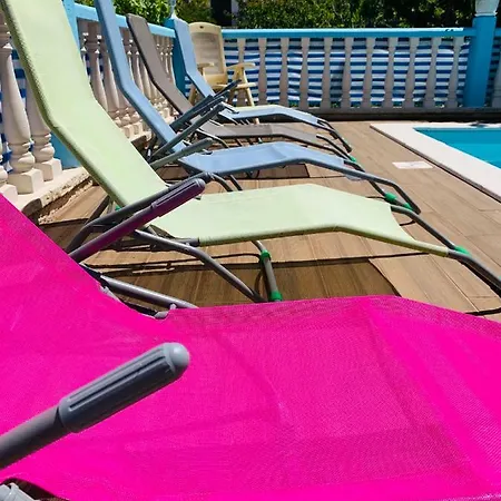 Gasthuis Belavista & Pool 4*