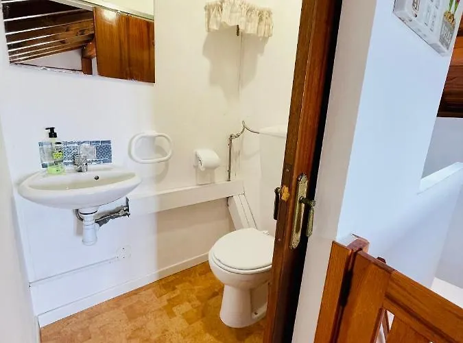 Belavista & Pool בית הארחה פאטימה