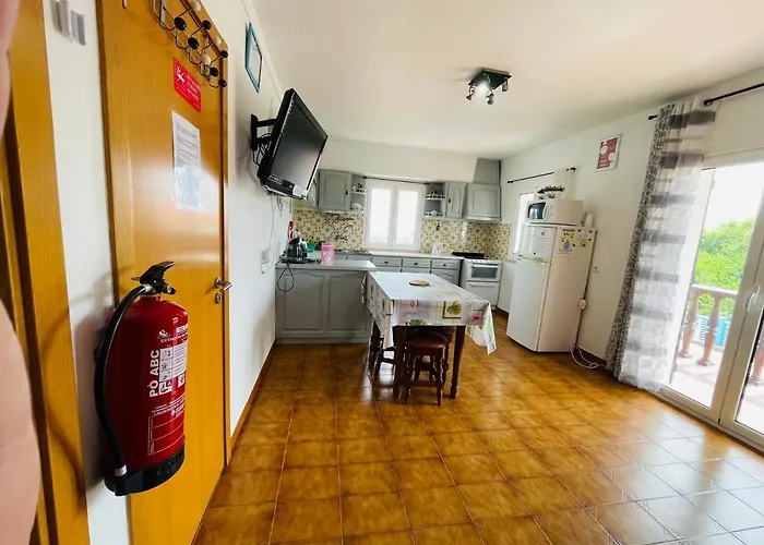 Belavista & Pool פאטימה