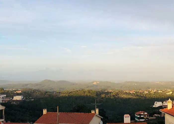 Belavista & Pool ゲストハウス